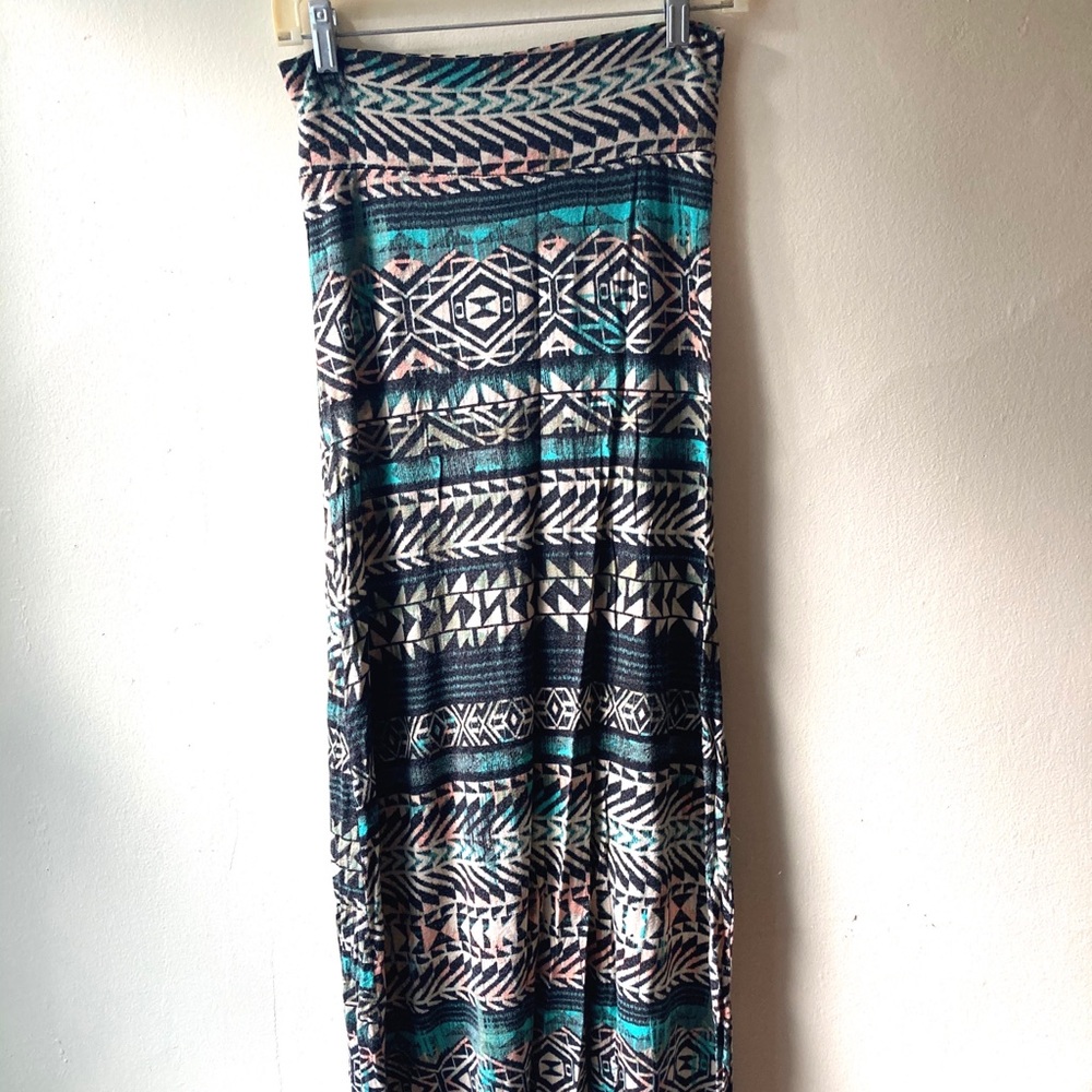 Charlotte Russe maxi skirt with geometric print